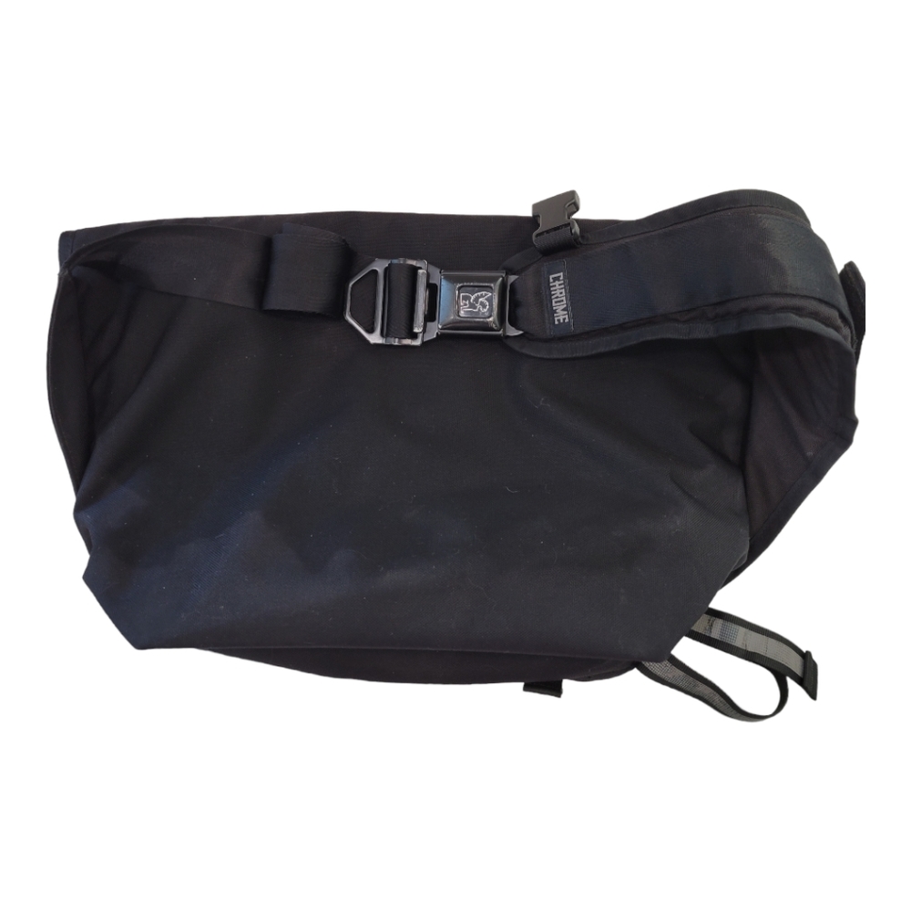 Chrome Black Reflective Stripe Messenger Bag - Picture 4 of 10